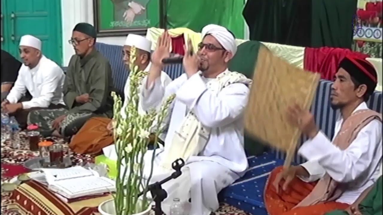 Haul Qubro Al Habib Hamid Bin Ali Al Haddad ( Buyut Hamid AlHaddad ) & Al Hababah Khodijah Al Haddad