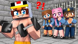 Je m'ENTRAÎNE en PRISON pour Surprendre les Filles POLICIÈRES sur Minecraft !