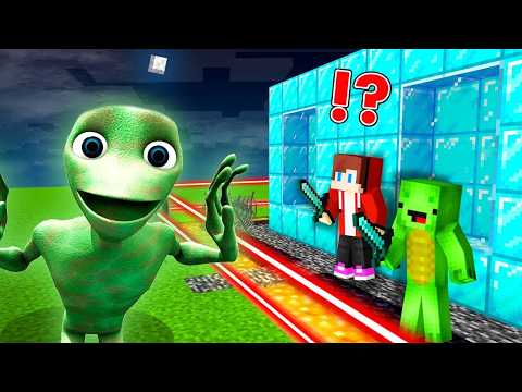 DAME TU COSITA vs Security House in Minecraft Maizen JJ and Mikey - Challenge Maizen