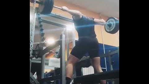 Box squat bellow parallel - 130kg + 20 kg chains. Ti i jaAAAA DESTROY EVERYTHING!