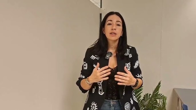 Private Studiosdan toʻliq metrajli porno film Yosh xotinlarning orqasidan uy qurilishi porno video