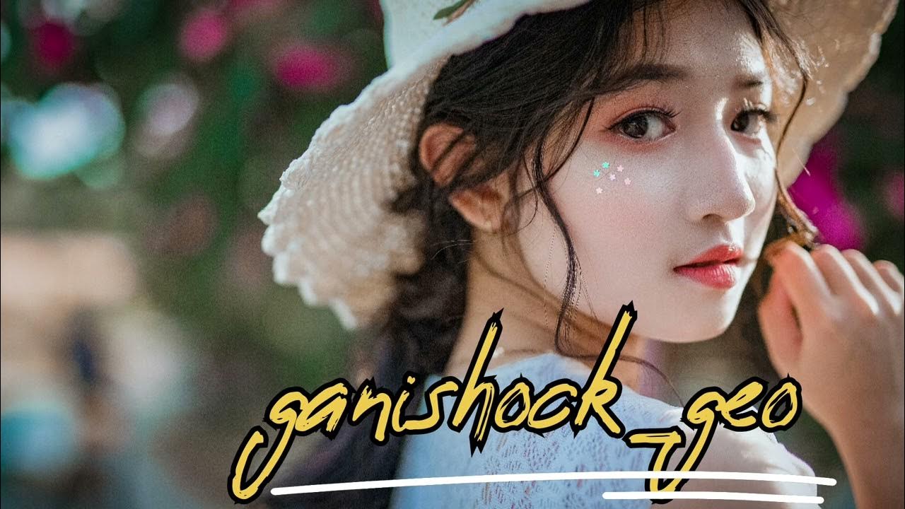 Памела Андерсон трусисыз жалаңаш Төрт аяғынан тік тұрған апайлар суреті