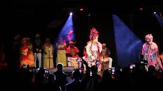 Aurelio Martinez and Wabafu Garifuna Dance Theater NYC (le poisse rouge)