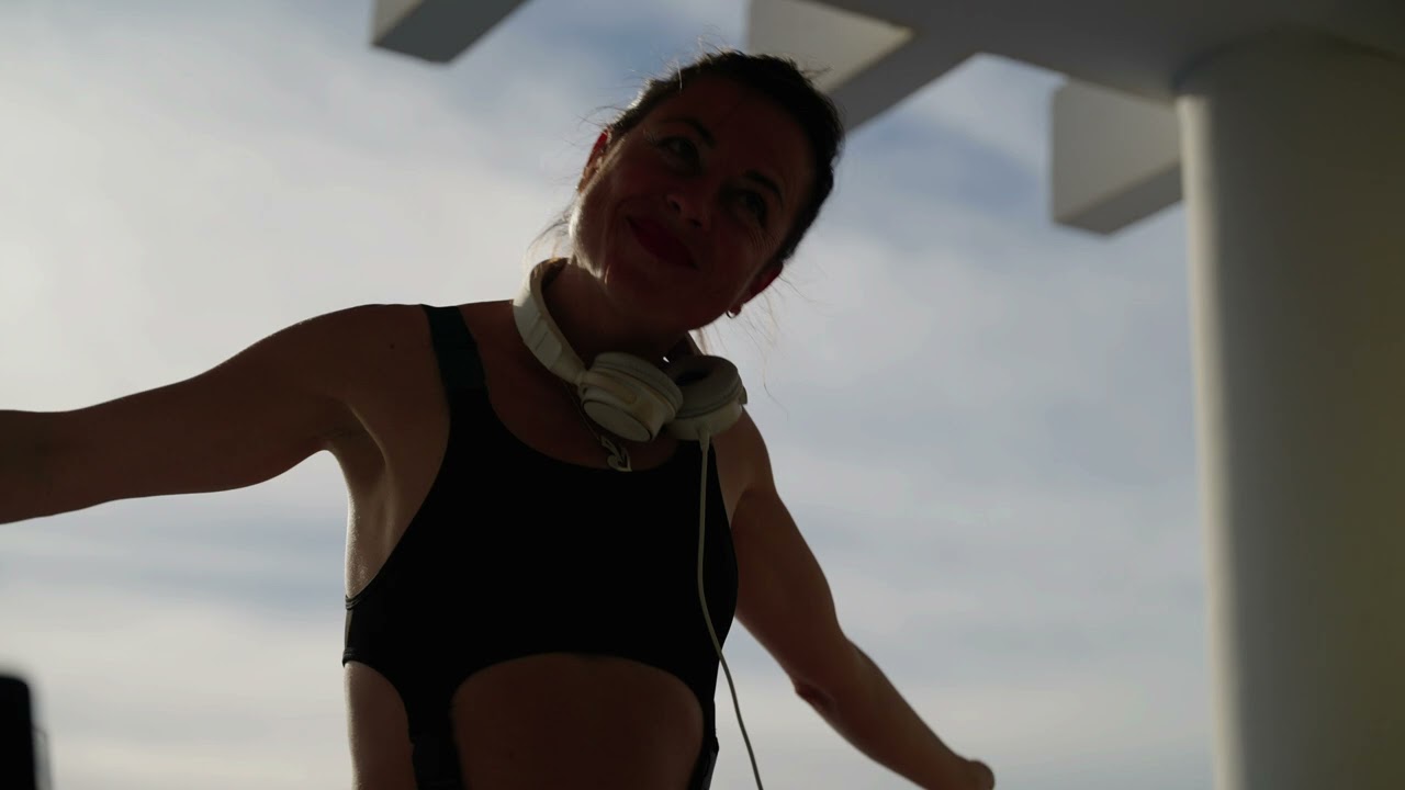 Watch AM!NA - the Jaguar's Winter in Ibiza Set @ Villa Blanca - Afro House, 3 Step, Thakzin, Joezi, Diplo on YouTube Watch AM!NA - the Jaguar's Winter in Ibiza Set @ Villa Blanca - Afro House, 3 Step, Thakzin, Joezi, Diplo on YouTube