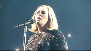 Adele Live - Skyfall @ Manchester - 11/03/16 Profile