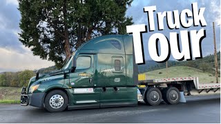 Tour of my 2024 Freightliner Cascadia