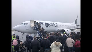Gp Aviation B 737-400 - Lz-Cri - Landing At Snowy Zürich Zrh Flying In From Pristina Prn