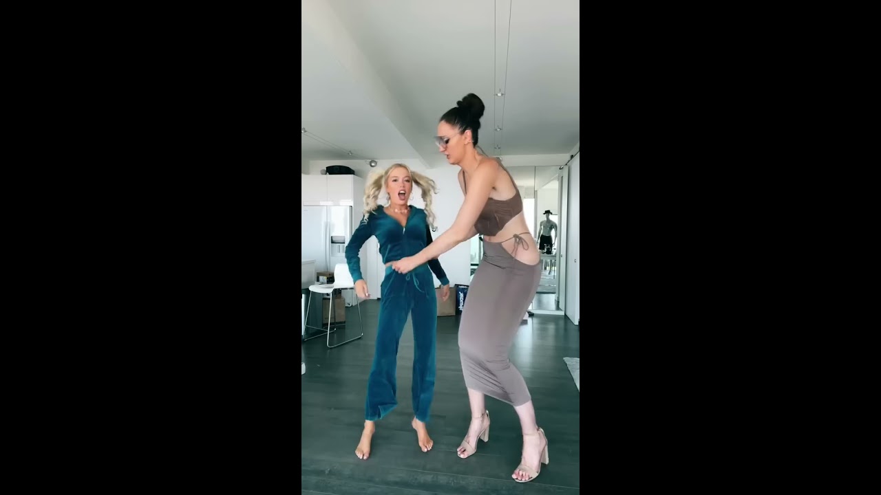 THE TALLEST GIRL IN WORLD Shorts