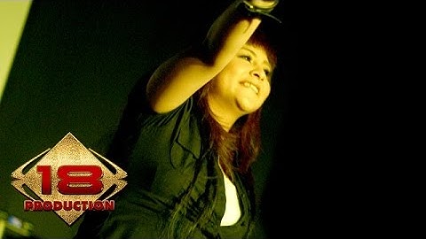 Audy - Menangis Semalam (Live Konser Semarang 20 Mei 2008)