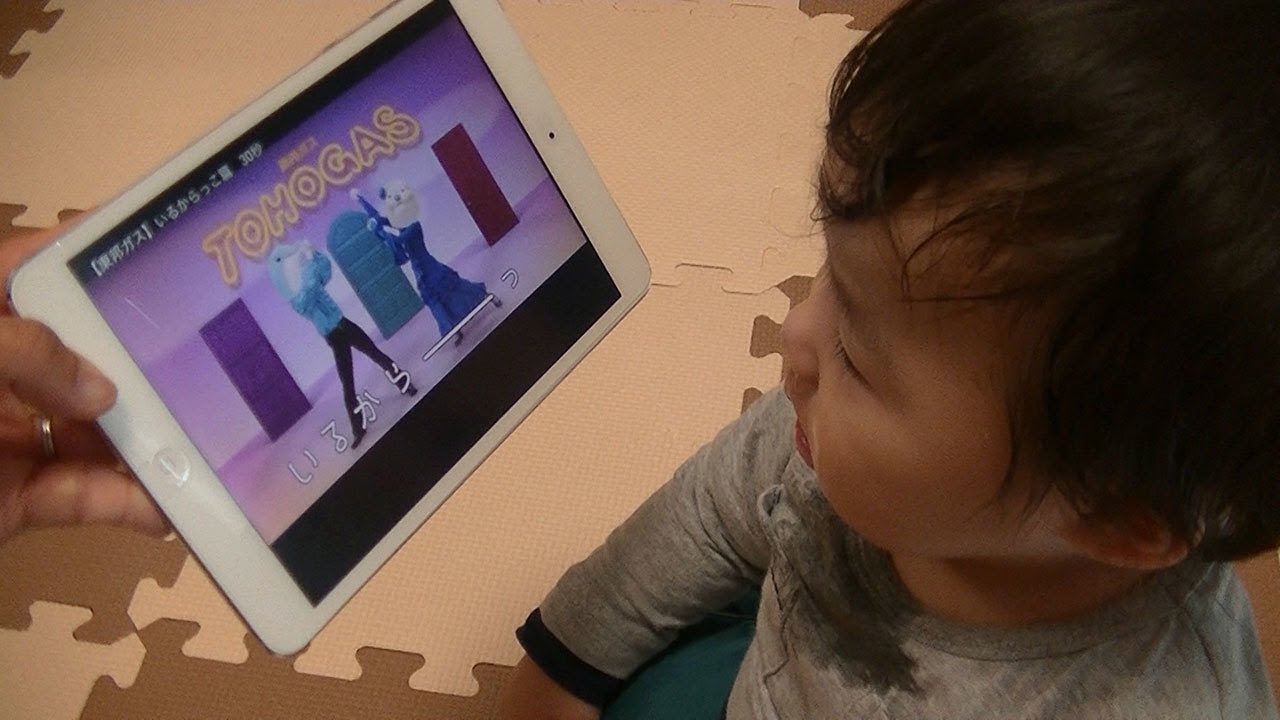 スッキリ 赤ちゃんが泣きやむ動画を検証 泣きやむ理由も判明