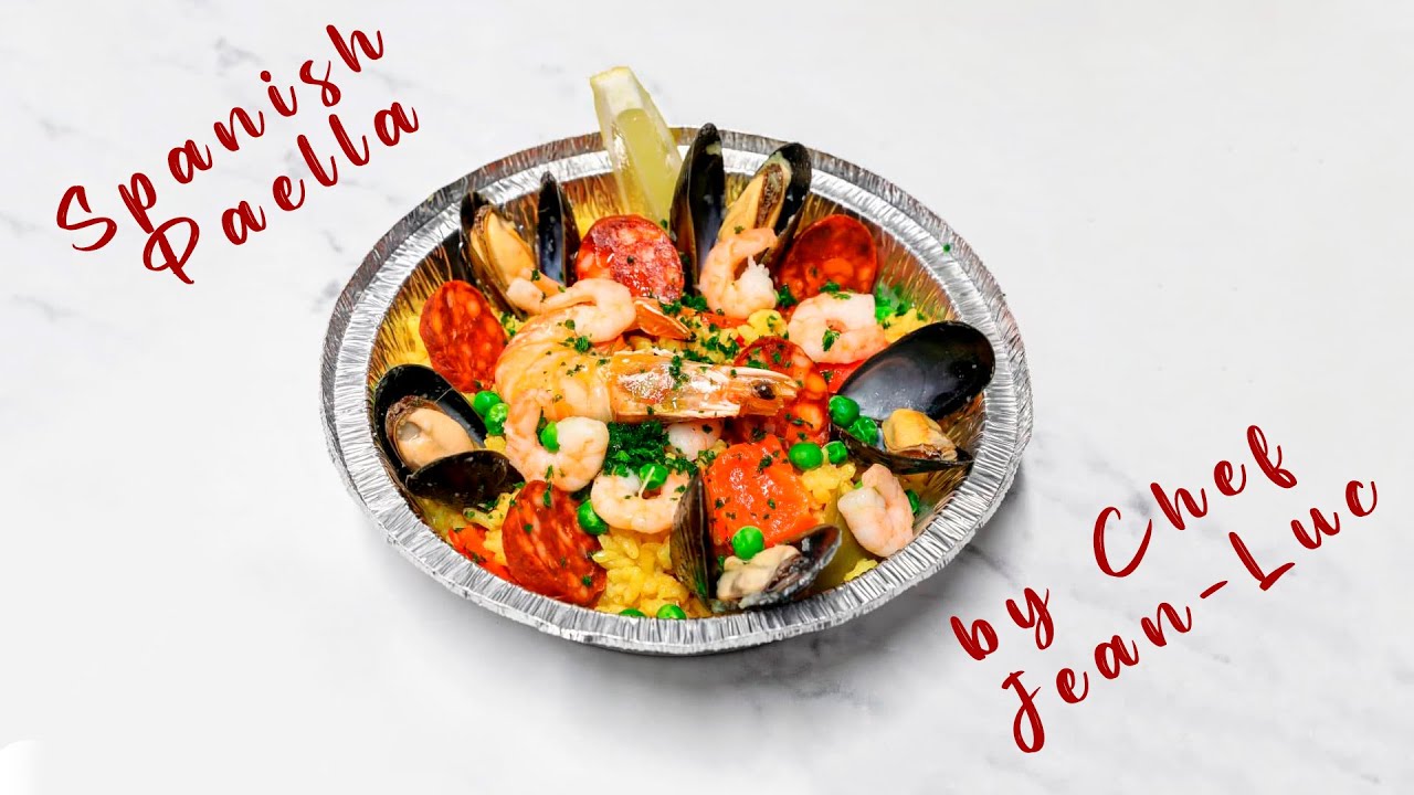 Bernard Audemard cooking a Spanish paella