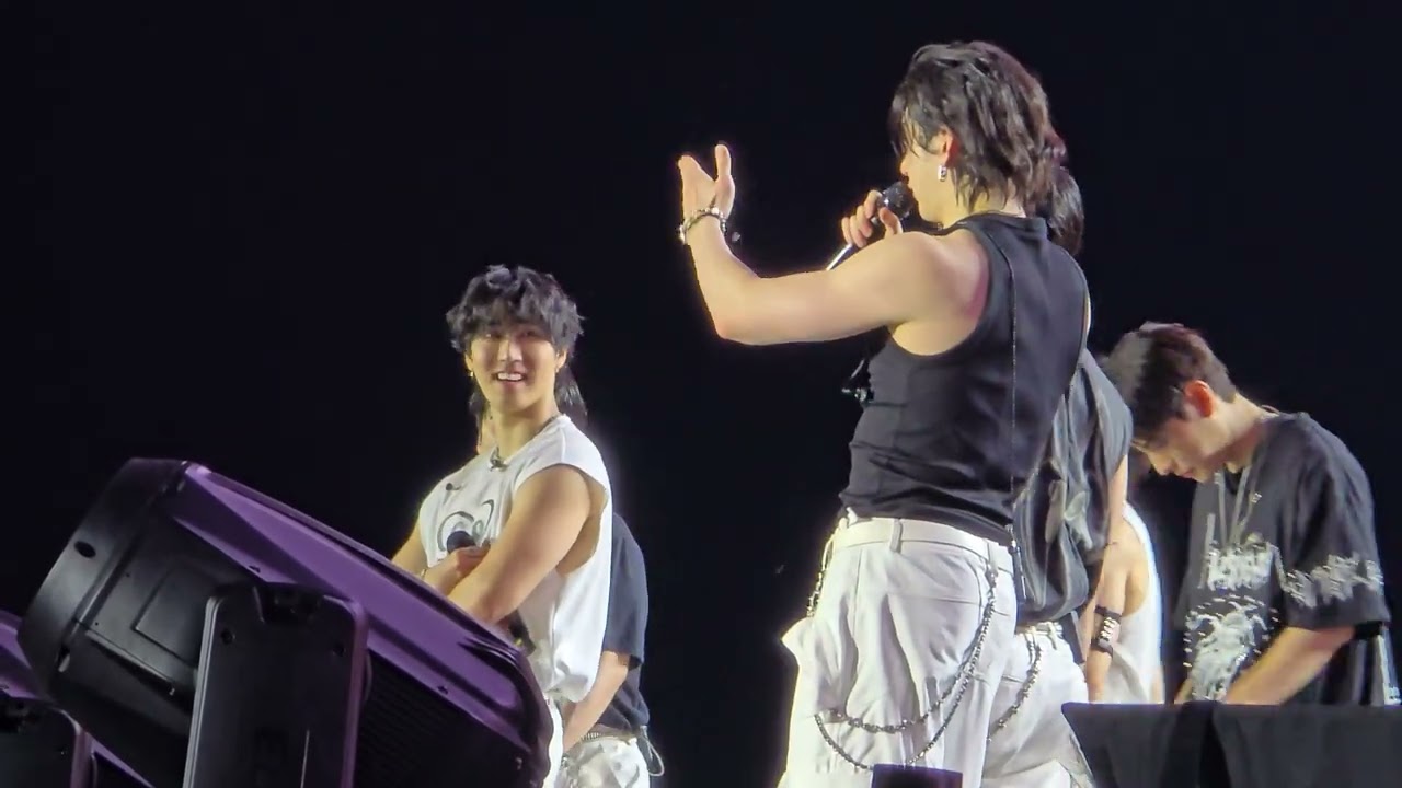 Rogers Stadium Stay Scream Challenge - Stray Kids DominATE in Toronto 062925 Fancam