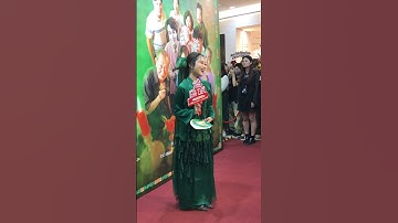 Phương Mỹ Chi Công Chiếu Phim Nhà Gia Tiên Và Cái Kết || Cả Nhà Xem Vui follow Đăng Ký Kênh Ủng Hộ
