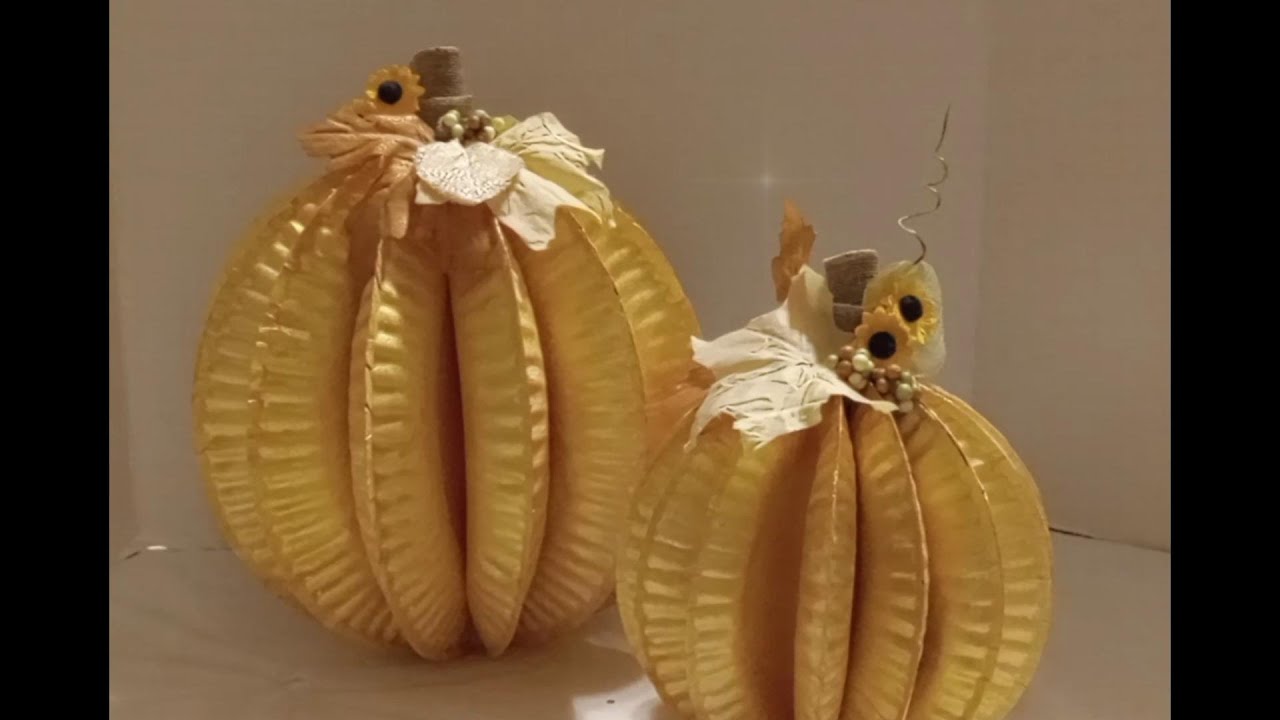 Fall decor, paper plate pumpkins