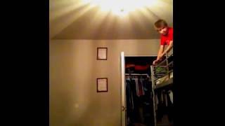 kid gets hurt falling off of bunk bed