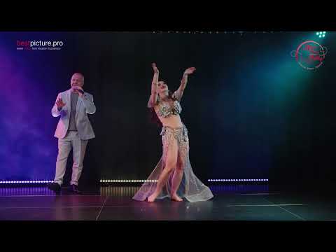 Anna Orlikowska with Tony Mouzayek at Move Your Belly Festival