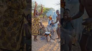Hadzabe tribe eating463 #africa #mukbang #hadzabelife #wildlife #food