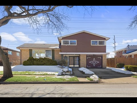 7745 Beckwith Road, Morton Grove, IL home video tour