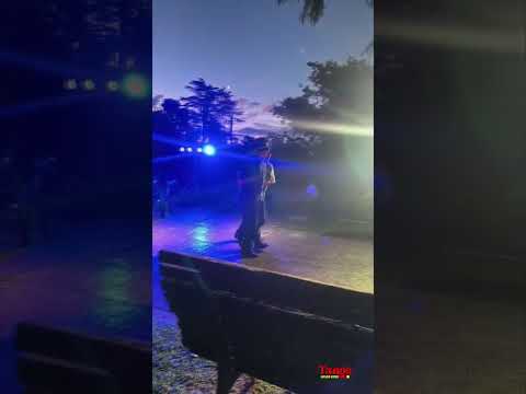 Día de la Memoria: Andrea Banega y Sergio Franco bailan Los Dinosaurios (C Garcia) - Nahuel Pennisi