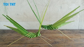 Cách mới làm con cào cào bằng lá dừa(c7)/ locusts made of coconut leaves.