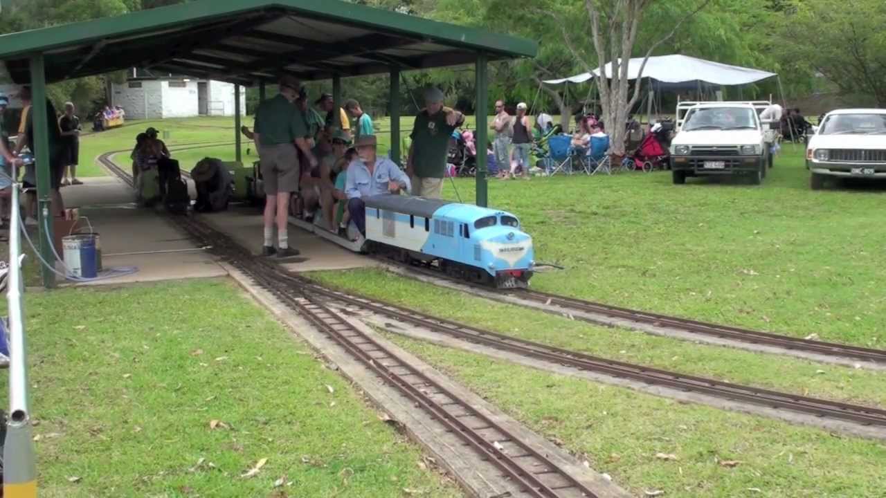 Mini Trains Nambour - YouTube