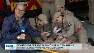 O Corpo de Bombeiros em Pato Branco segue na...