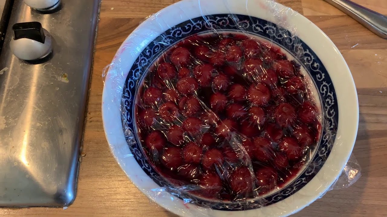 BAKKEN MET MIRIAMI - MONCHOU TAART