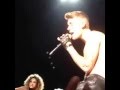 Golpean a Justin Bieber con Botella en Brasil