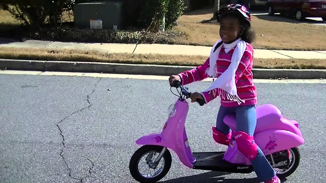 Jaydas Review How To Ride Razor Pocket Mod Scooter 12 25 13 Jaydas Review How To Ride Razor Pocket Mod Scooter 12 25 13