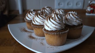 картинка: КОНДИТЕРСКИЙ ВЛОГ🧁КАПКЕЙКИ ТИРАМИСУ🎂 Готовим Вместе