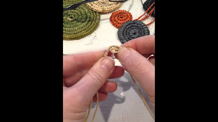 How to start a coiled basket http://www.craft...