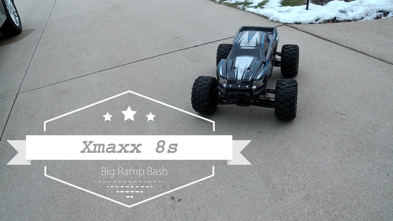 Xmaxx Big Ramp Bash - YouTube
