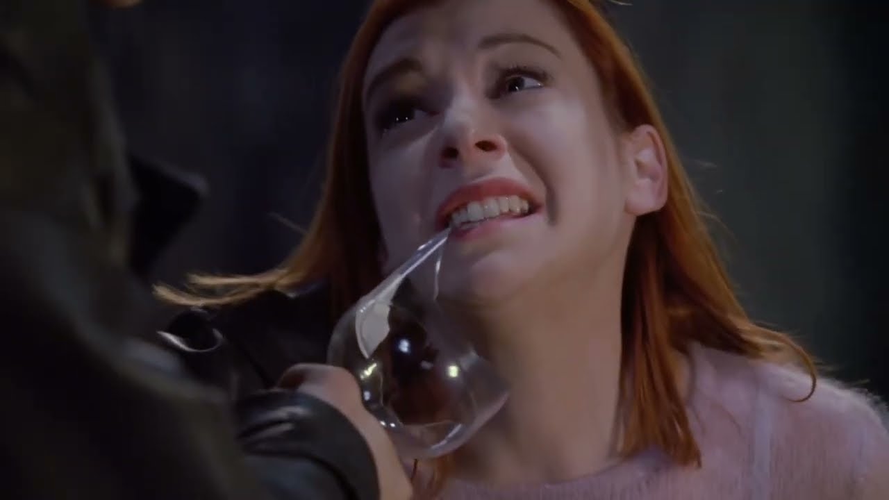 Spike forces Willow to do a love spell for him *3×08*