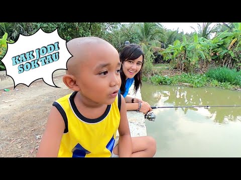 Mancing Lemboan, Bocah2 Udah Pinter Akting Dapat Ikan. Udah Siap Jadi Artis !!