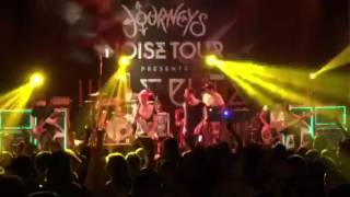 Issues the settlement live at house of blues Hollywood