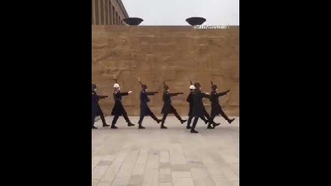 Anıtkabir nöbet değişimi  #keşfet #öneçıkar #shorts #youtubeshorts #anıtkabir #asker #10kasım