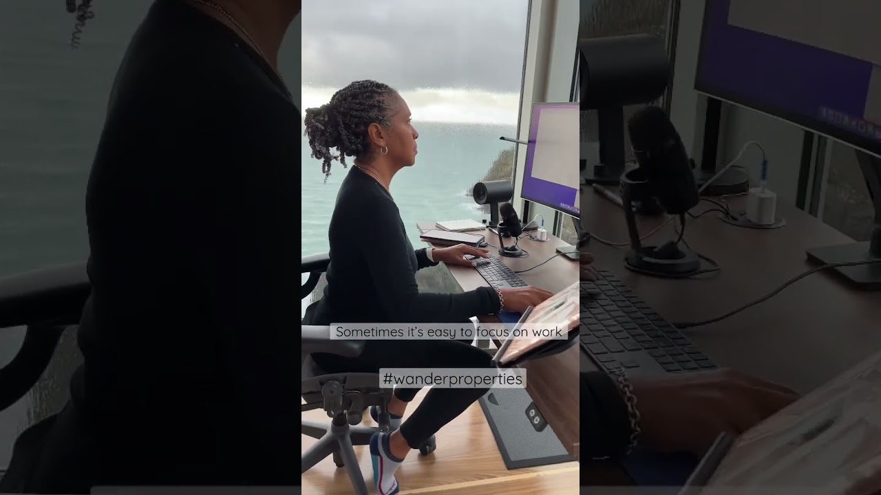 Living the Digital Nomad Lifestyle: A Comprehensive Guide Living the Digital Nomad Lifestyle: A Comprehensive Guide