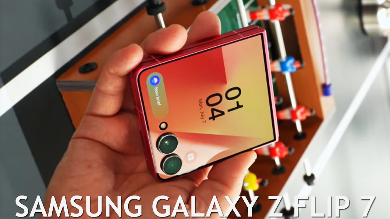 Samsung Galaxy Z Flip 7 первый обзор на русском - YouTube