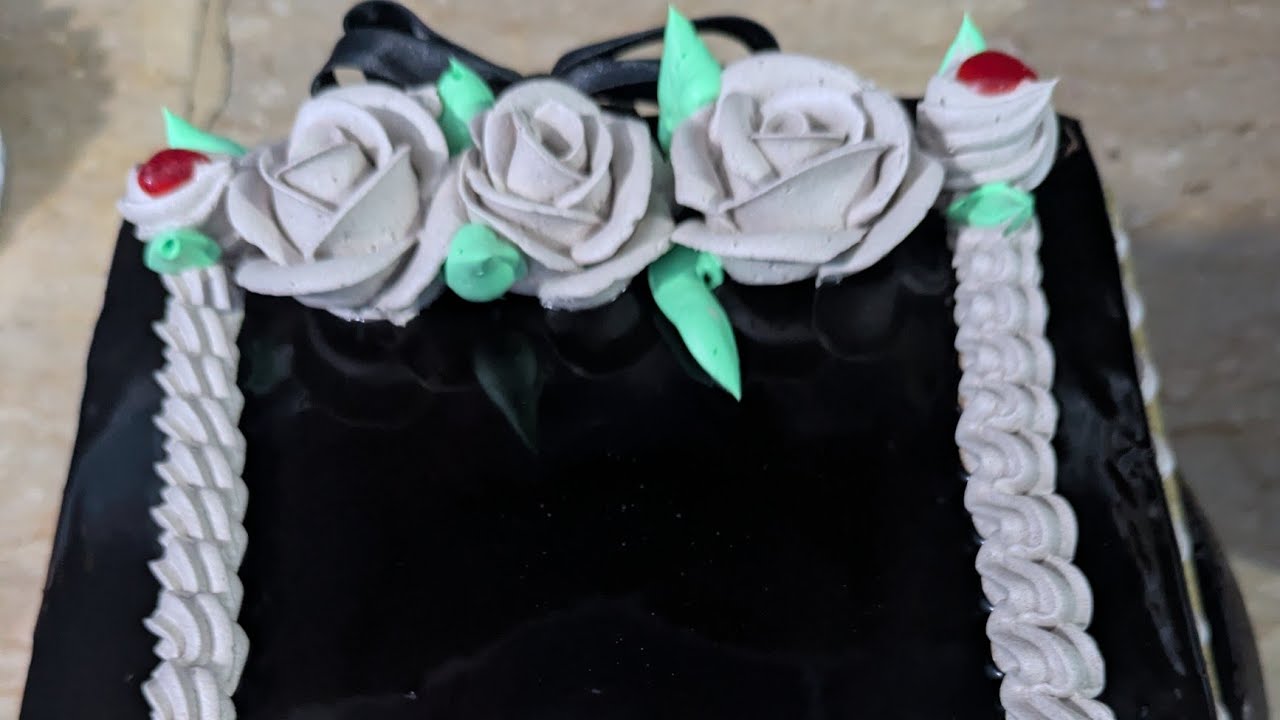 Yummy cake design, chocolate fight