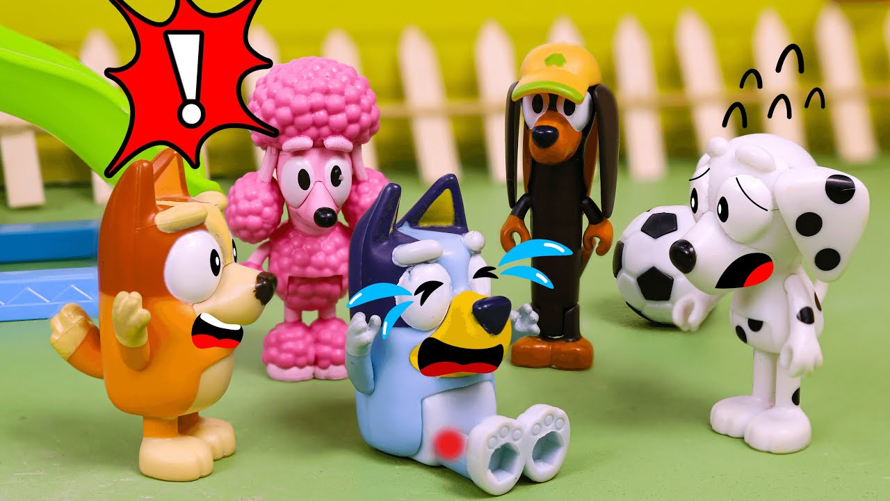 BLUEY Goes to Hospital 🚑 Pretend Play with Bluey Toys Toys Learning