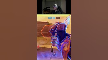 Doom Protecting Point  #overwatch2 #overwatchps #streamer #ow2  #doomfist #gaming #overwatchclips