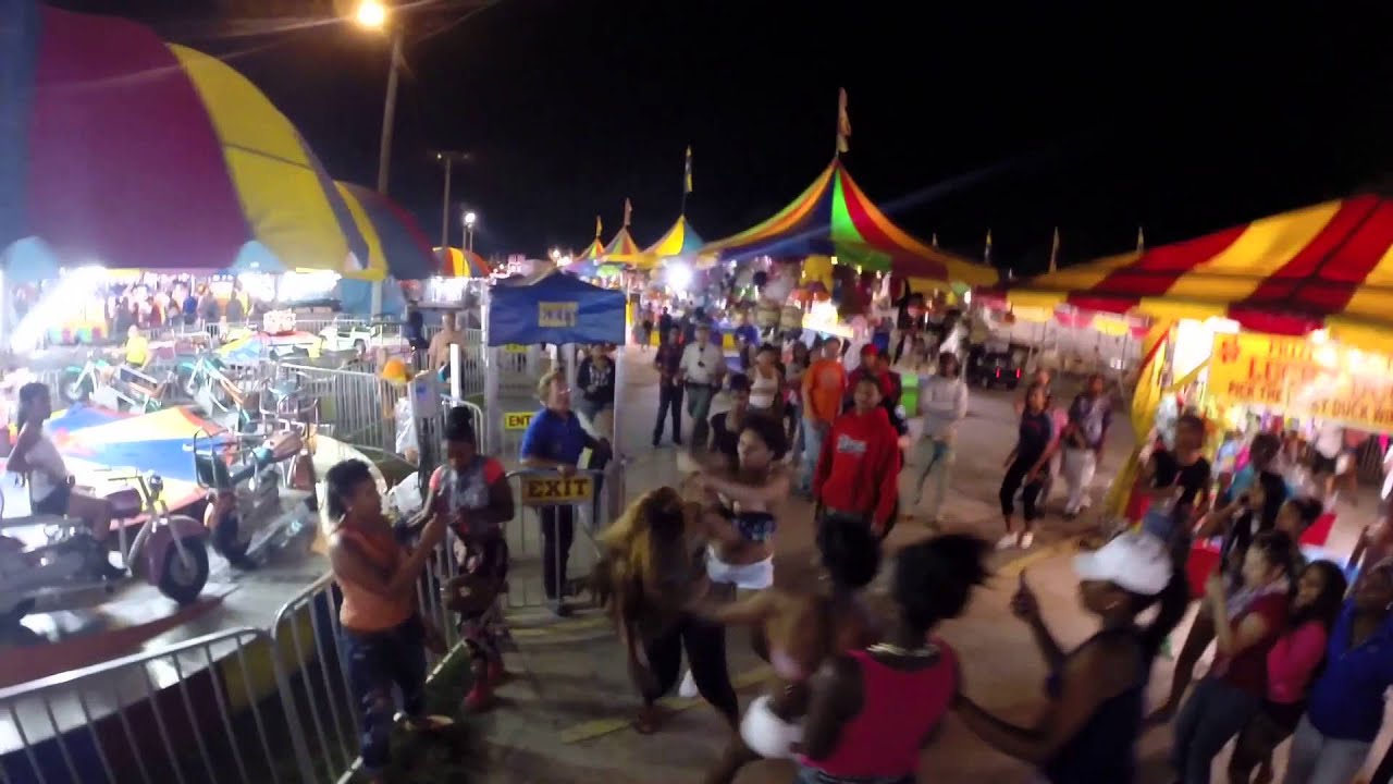 Mississippi Valley Fair Mean Girls.... Fight Night! August 2nd 2014 GoPro Hero3 N GoPole - YouTube