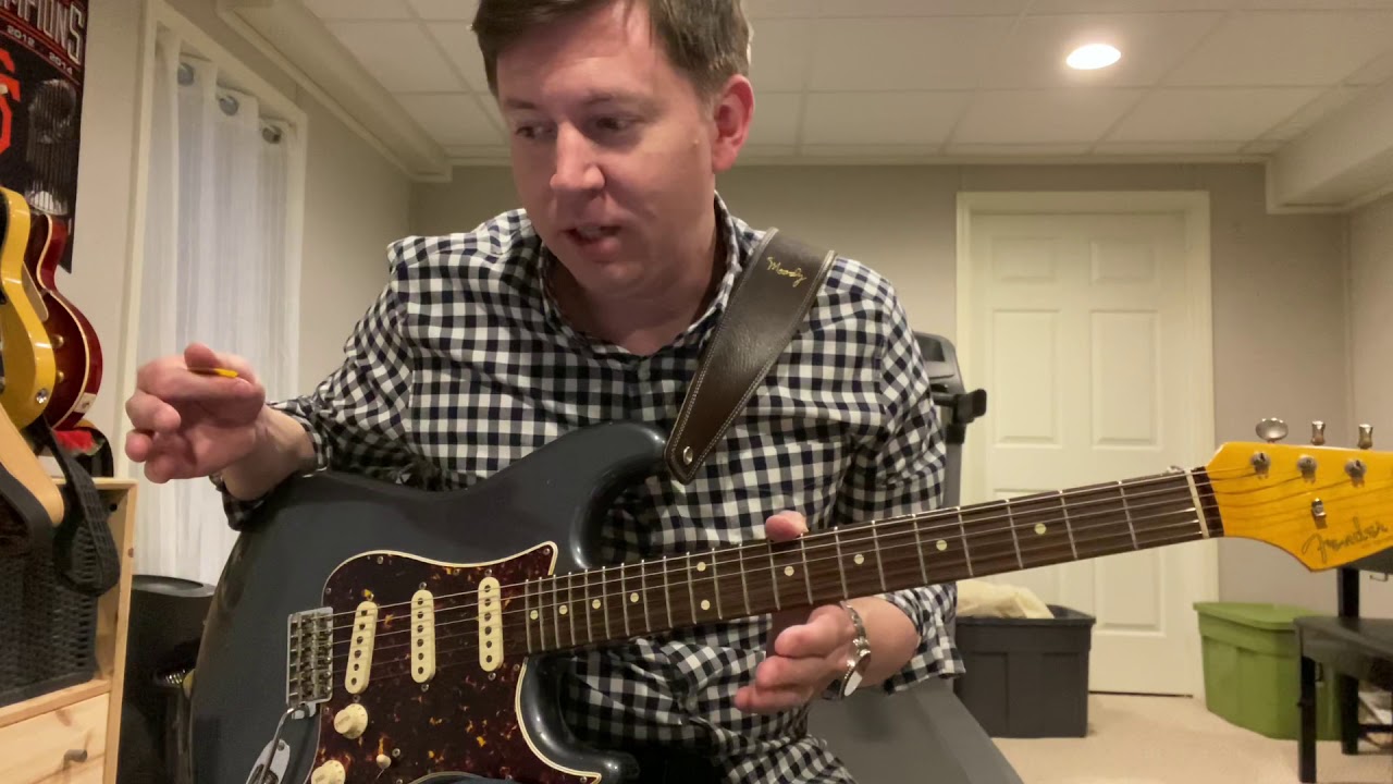 Reptile by the Church - main riff lesson - YouTube