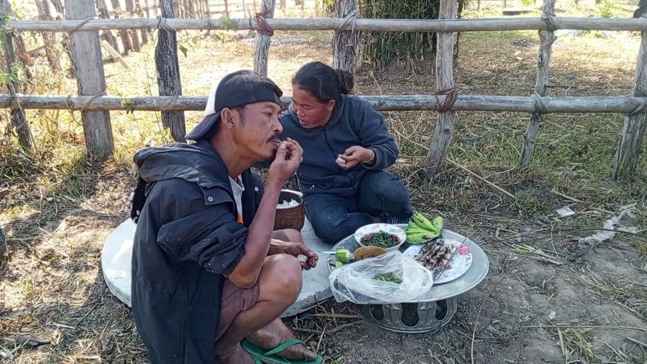 ลุงพันกินปิ้งปลาเข็ง