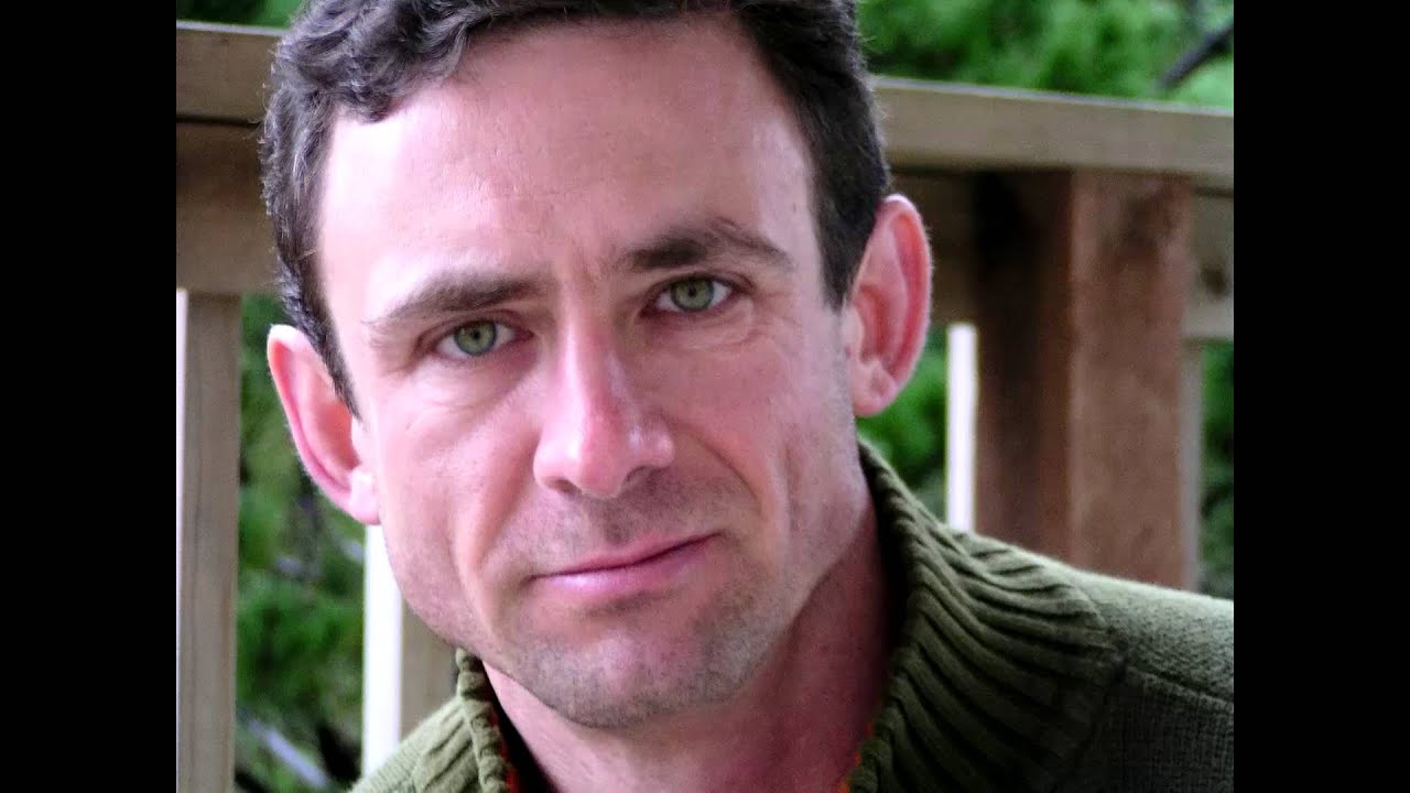 АСМР Тихий голос #18 Чак Паланик "Невидимки". Глава 2 - YouTube