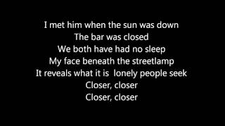 Closer - The Tiny (Lyrics) chords