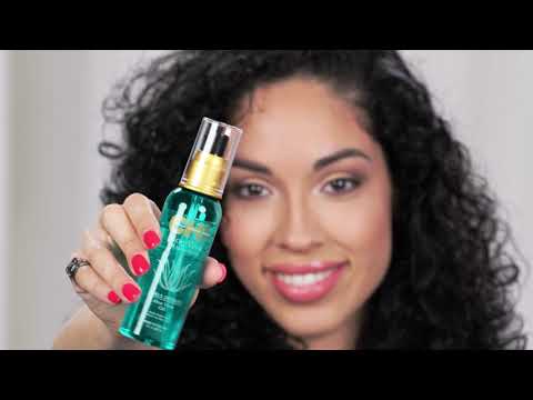 CHI Curls Defined Aloe Vera Curl Reactivating Spray With Agave Nectar 177ml video