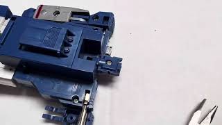 Transformers G1 Soundwave Floppy Loose Shoulder Repair