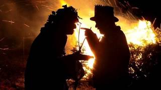 The Grizzly Folk ~ The Wassailing Song chords