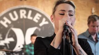 Video thumbnail of "THE SOUNDS IN THE HURLEY STUDIOS: SHAKE SHAKE SHAKE"